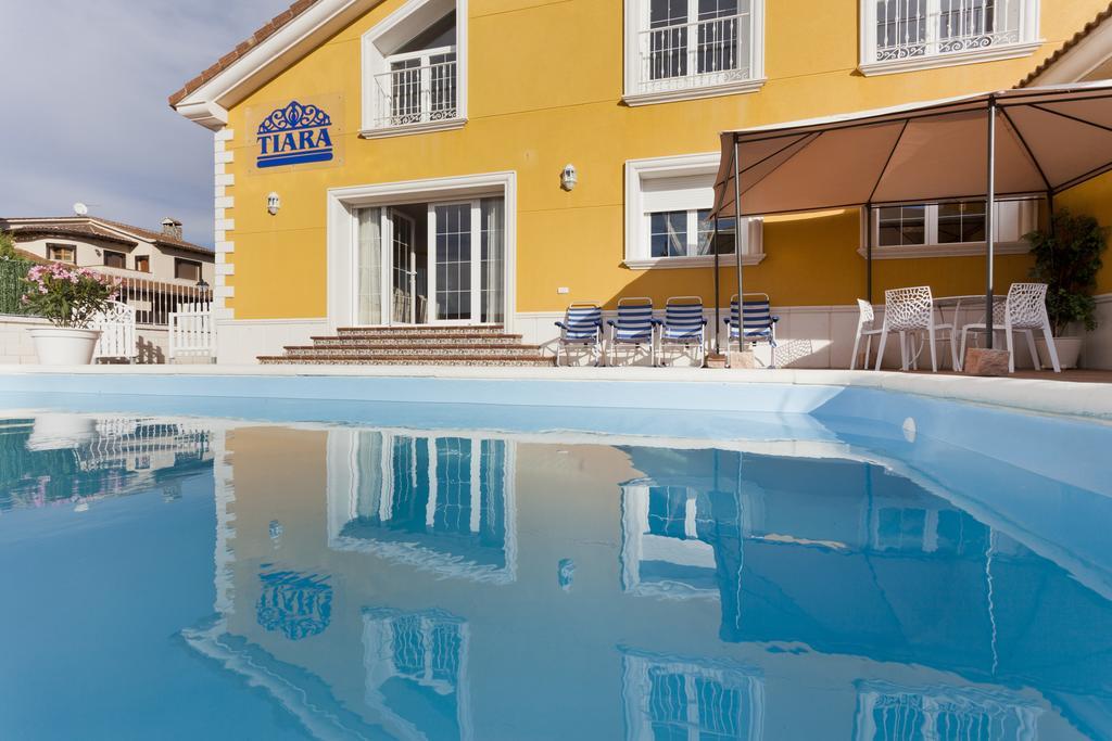 Villa Tiara Vacaciones Nava de la Asuncion Exterior foto